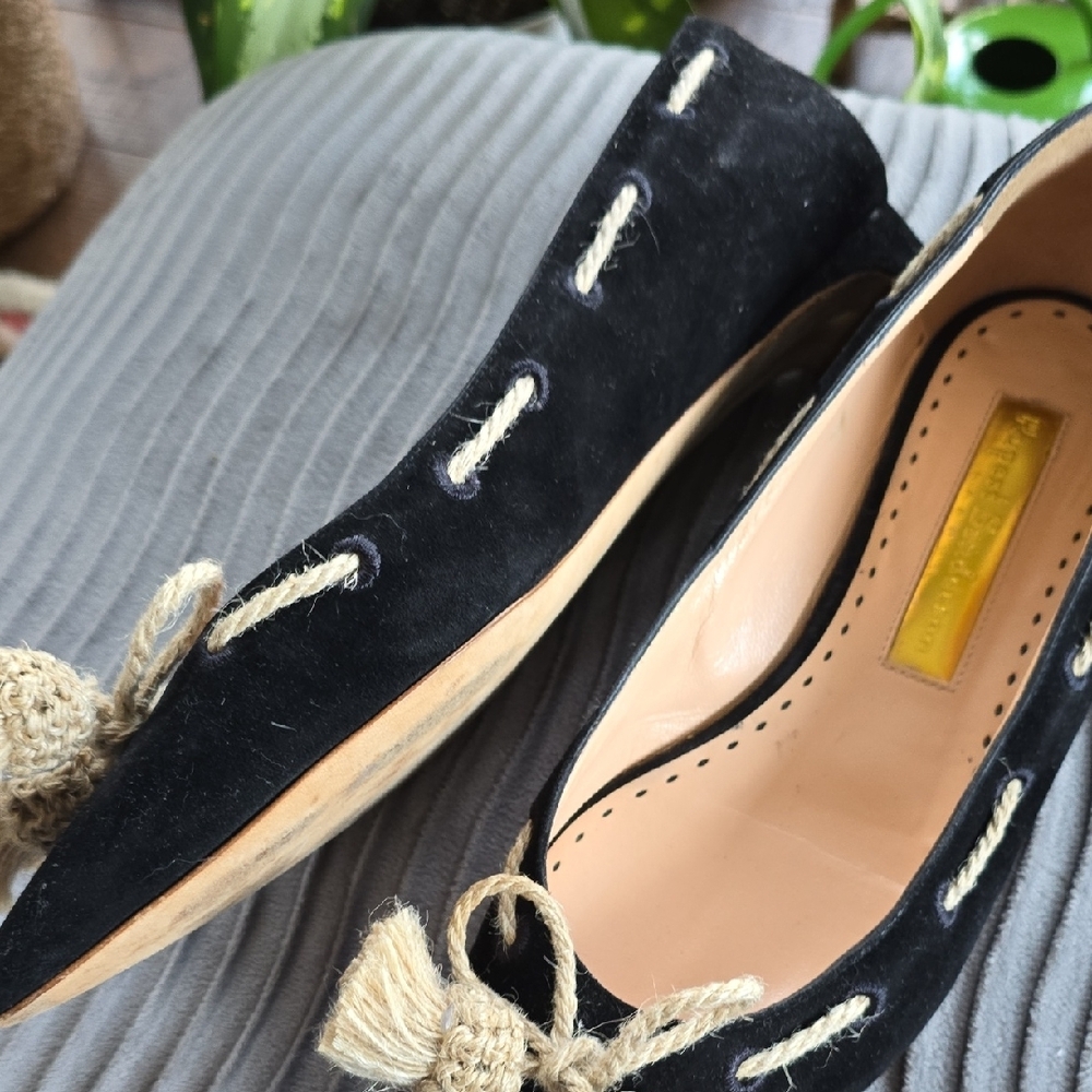 Rupert Sanderson Black Flats with Cream Tassels - Picture 8 of 8